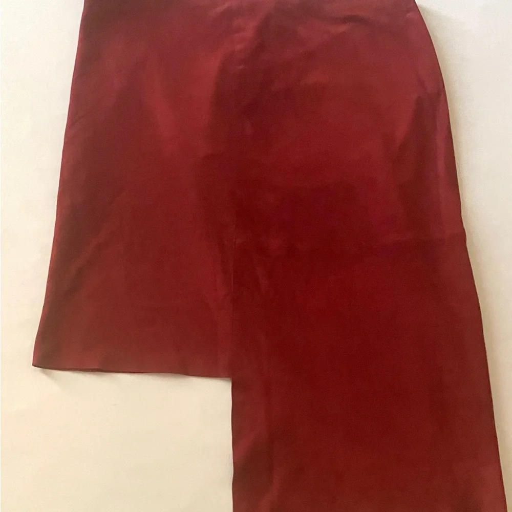 Women’s Suede Skirt - Picture 2 of 5
